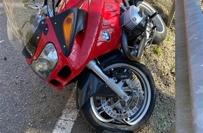 Polizeidirektion Kaiserslautern: POL-PDKL: Motorradfahrer bei Verkehrsunfall verletzt