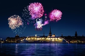 Hapag-Lloyd Cruises: Ball über der Elbe - Die EUROPA feiert Geburtstag