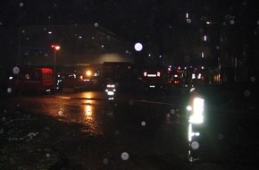 Polizeiinspektion Nienburg / Schaumburg: POL-STH: (ber) Großbrand auf Sachsenhäger Mülldeponie