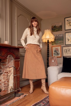 ELORA Fashion: ELORA Fashion präsentiert die neue Herbst-/Winterkollektion 2025/2026 – Zeitgemäße Prêt-à-Porter-Mode für jede Frau