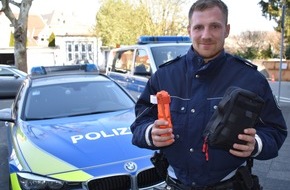 Polizei Paderborn: POL-PB: Polizisten retten mit Tourniquets zwei Menschenleben
