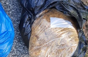 Bundespolizeiinspektion Flensburg: BPOL-FL: Handewitt - Kontrolle Bundespolizei: 100 Kg Tabak in Müllsäcken dabei