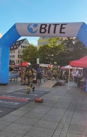FW Konstanz: Erfolgreiche Teilnahme am 1. Ulmer Münsterturmlauf