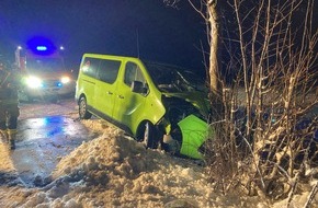 Polizei Paderborn: POL-PB: Verkehrsunfallbilanz für Donnerstag - 65 Glätteunfälle