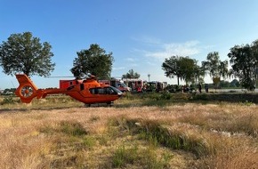 Feuerwehr Flotwedel: FW Flotwedel: Zwei schwerverletzte nach Verkehrsunfall auf B214 bei Bröckel