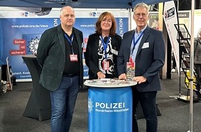 Kreispolizeibehörde Kleve: POL-KLE: Kalkar - Baumesse 2025: Kreispolizeibehörde Kleve mit Informationsstand und Fachvorträgen