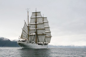 Deutsche Marine - Pressemeldung/ Pressetermin: &quot;Gorch Fock&quot; kehrt nach Kiel zurück - Besatzung meisterte widrige Verhältnisse