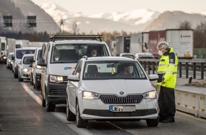 Bundespolizeidirektion München: Bundespolizeidirektion München: Gesuchte Männer verhaftet / Bundespolizei vollstreckt Haftbefehle an der Kontrollstelle in Kiefersfelden