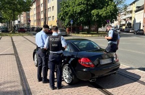 Polizei Duisburg: POL-DU: Stadtgebiet: Nach Theorie und Training kommt die Praxis - 82 Kommissaranwärterinnen und -anwärter