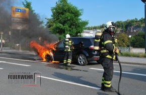 Feuerwehr Iserlohn: FW-MK: Fahrzeugbrand in Letmathe