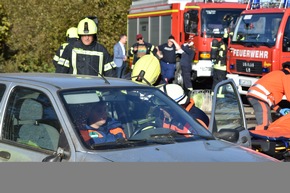 FW Wenden: Jahresabschlussübung der Feuerwehr Wenden