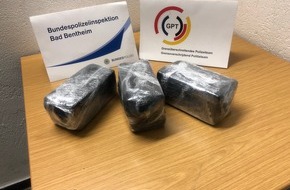 Bundespolizeiinspektion Bad Bentheim: BPOL-BadBentheim: Über 3 kg Heroin geschmuggelt
-	Drogenkurier bei Bad Bentheim festgenommen