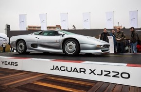 Jaguar Land Rover Deutschland GmbH - Presse Jaguar: Jaguar Land Rover mit Staraufgebot beim 45. AvD Oldtimer Grand Prix - Jubiläen ikonischer Supersportwagen, neu geborene Legenden und aufregende neue Serienfahrzeuge (FOTO)