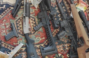 Hauptzollamt Rosenheim: HZA-RO: Durchsuchungen des ZOLLs wegen "Schwarzarbeit" in Privatwohnungen und Firmensitzen in M&uuml;nchen / Verm&ouml;genswerte sichergestellt und drei Verhaftungen vollzogen