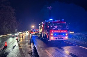 Freiwillige Feuerwehr H&uuml;nxe: FW H&uuml;nxe: Verkehrsunfall auf der BAB 3 - beide Fahrtrichtungen betroffen