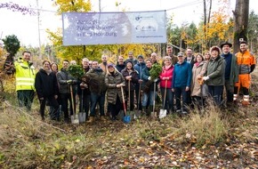 Mylan Germany GmbH (A Viatris Company): Pressemitteilung: 1.000 Zukunftsbäume werden im Bad Homburger Stadtwald im Rahmen des relevanten „UN-Ziels für Nachhaltige Entwicklung“ gepflanzt: Maßnahmen zum Klimaschutz