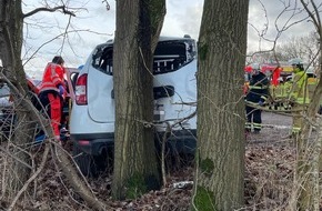 Polizeiinspektion Stade: POL-STD: 59-jähriger Autofahrer bei Unfall in Stade verletzt