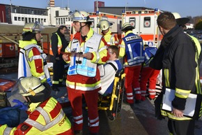 FW-DO: Praxistag am Ausbildungszentrum der Feuerwehr Dortmund