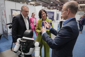 rapid.tech 3D 2026: Gelungener Veranstaltungsauftakt mit spannenden Vortr&auml;gen und technologischen Einblicken