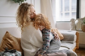 SMART PARENTS LLC: Warum Erziehungsratgeber versagen: Jana Alles erklärt, weshalb viele Eltern in der Erziehung nicht weiterkommen – und was wirklich hilft
