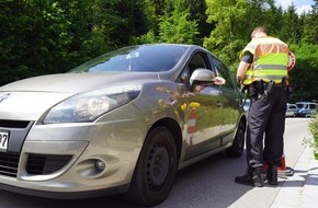 Bundespolizeidirektion München: Bundespolizeidirektion München: Abgelaufenes Visum und gefälschter Führerschein/ Bundespolizei stoppt zwei Fahrgemeinschaften bei Grenzkontrollen