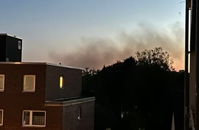 Feuerwehr Erkrath: FW-Erkrath: Feuerwehr konnte Brandausweitung auf Wohngebäude verhindern
