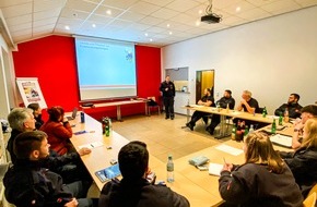 Feuerwehr Iserlohn: FW-MK: Grundausbildung in der Freiwilligen Feuerwehr