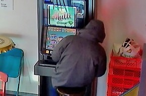 Polizei Essen: POL-E: Essen: Spielautomaten aufgehebelt und Bargeld entwendet - Fotofahndung nach mutmaßlichem Dieb