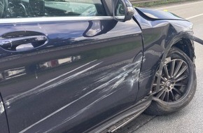 Polizei Bielefeld: POL-BI: Hoher Sachschaden nach Alleinrennen auf der A 44