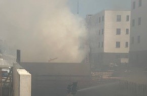 Feuerwehr Dortmund: FW-DO: Feuer auf einer Tiefgaragenbaustelle - starke Rauchbelästigung in der östlichen Innenstadt