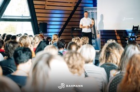 Bahmann Coaching GmbH: So starten kleine Champions fit in die Schule: 5 essentielle Tipps, die das Wachstum und die Konzentration fördern