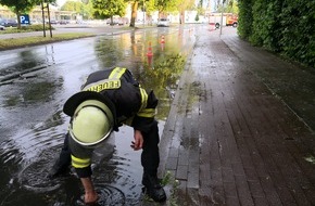 Freiwillige Feuerwehr Werne: FW-WRN: TH_1 - Höhe Kindergarten Fahrbahn unter Wasser, Amtshilfe f. Pol.