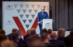 Deutscher Verband Tiernahrung e.V. (DVT): Futtermittelwirtschaft: Versorgungssicherheit braucht weniger B&uuml;rokratie / DVT fordert angesichts geopolitischer Unsicherheiten verl&auml;ssliche Rahmenbedingungen und resiliente Lieferketten