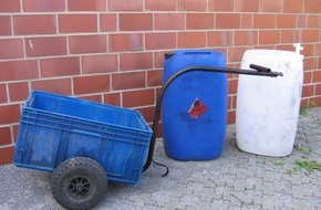 Polizeiinspektion Nienburg / Schaumburg: POL-NI: Führen Fahrradanhänger und Kanister zum Dieseldieb ? - Polizei sucht Zeugen -Bild im Download-