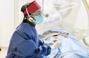 RHÖN-KLINIKUM AG: Premiere im Herzkatheterlabor: Innovatives Behandlungsverfahren bei Vorhofflimmern am RHÖN-KLINIKUM Campus Bad Neustadt
