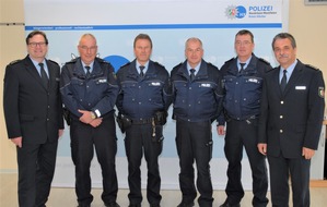 POL-HX: Neue Ansprechpartner der Polizei vor Ort  

Vier neue Bezirksbeamte in Höxter, Beverungen und Brakel