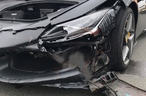 Polizei Münster: POL-MS: Ferrari-Neuwagen kollidiert mit Rehwild - Sachschaden im sechsstelligen Eurobereich