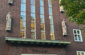 Polizeipräsidium Hamm: POL-HAM: Polizei Hamm feiert 75 Jahre Grundgesetz