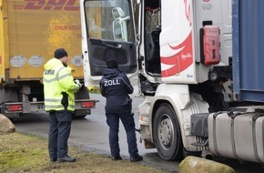 Polizeiinspektion Stade: POL-STD: Polizei und Zoll kontrollieren LKW auf der Bundesstraße 73 - diverse Mängel festgestellt