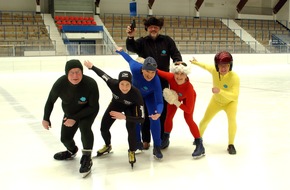 &quot;Was bin ich?&quot; on Ice: Das Eislauftraining mit Claudia Pechstein am 27. März 2003 bei Kabel 1 / Außerdem: Thomas Koschwitz als prominenter Ehrengast in der Sendung