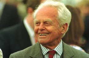 AMAG Group AG: Walter Haefner (13 settembre 1910 - 19 giugno 2012): Il cuore di un grande imprenditore ha smesso di battere