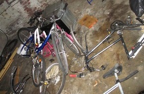Polizei Hagen: POL-HA: Neunzehn Fahrräder in Haspe sichergestellt