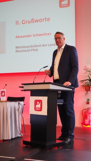 Zukunft gestalten, Demokratie verteidigen: Anke Rehlinger und Alexander Schweitzer bei der Landesbezirksdelegiertenkonferenz derIGBCE Rheinland-Pfalz/Saarland