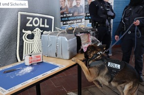 HZA-HB: Erfolgreiche Jahresbilanz des HZA Bremen / über 400 kg Kokain sichergestellt/ 150.000 gefälschte Produkte einbehalten/ 3,8 Milliarden Euro Einnahmen/ erfolgreiche Bekämpfung der Schwarzarbeit