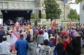 Komitee: Ein Gebet voraus: Avant le Jeûne fédéral: Toutes les églises prient ensemble: Une célébration pour toute la Suisse