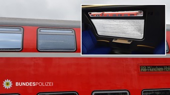 Bundespolizeidirektion München: Bundespolizeidirektion München: Statt Bewurf Materialermüdung: Scheibe in Regionalbahn beschädigt