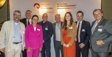 Die Deutsche Automatenwirtschaft: DAW-Brancheninformation: Automatenwirtschaft lud zum Parlamentarischen Abend in Hannover
