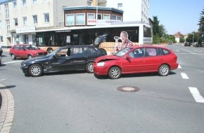 Polizeiinspektion Nienburg / Schaumburg: POL-STH: Verkehrsunfall an der Festhalle