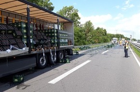 Polizeiinspektion Oldenburg-Stadt / Ammerland: POL-OL: +++ LKW verliert 50 Kisten Bier auf der Autobahn 29 +++