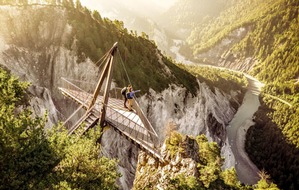 Graubünden Ferien: Touring auf dem Alpine Circle: Jetzt Ferien ohne Ende gewinnen